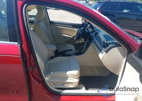 2015 Volkswagen Passat 1.8T Se из США, поврежденный, VIN 1VWBT7A31FC005052